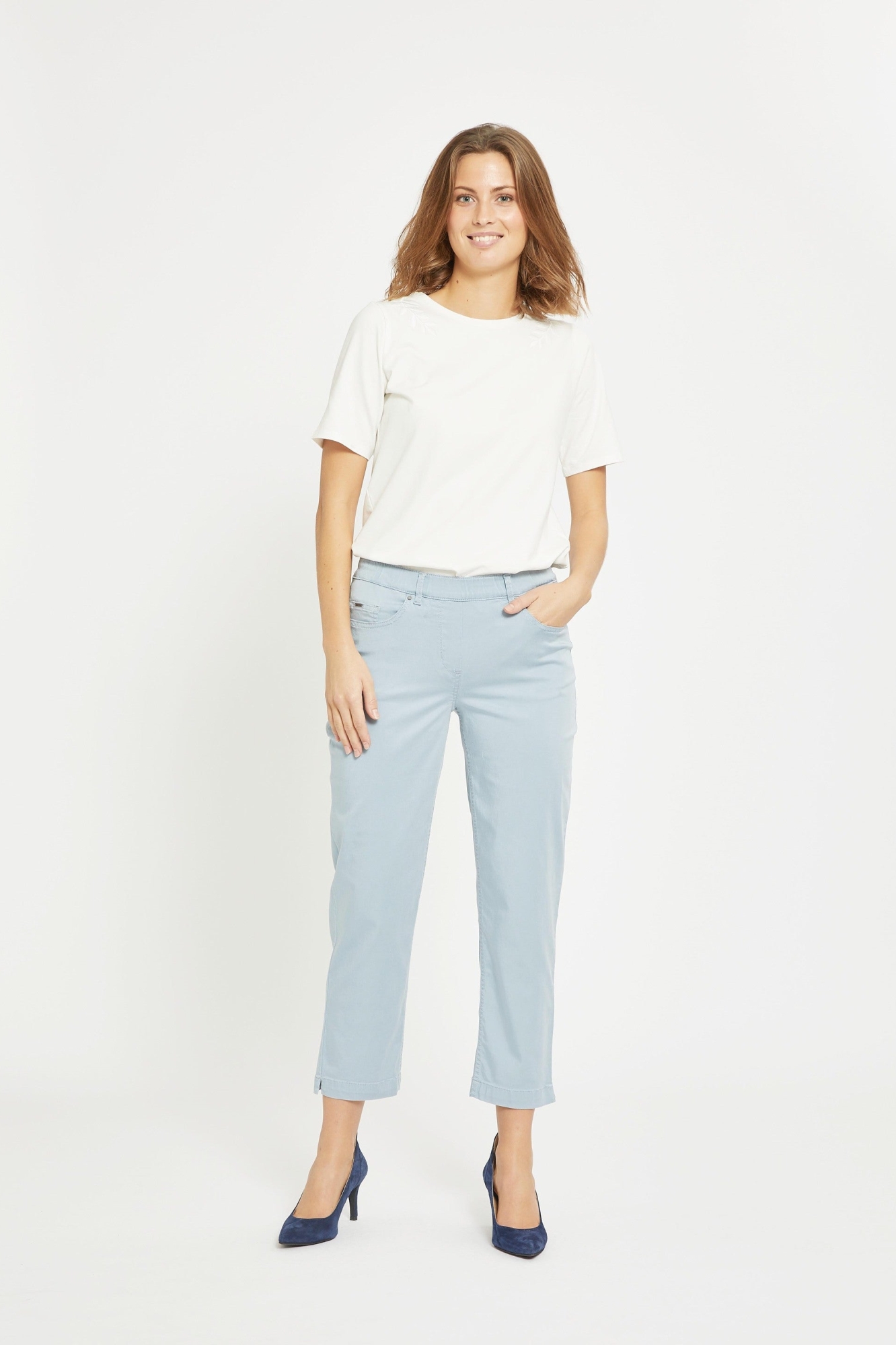 LAURIE Damen vegan Hose Hannah Regular Crop Faded Blau