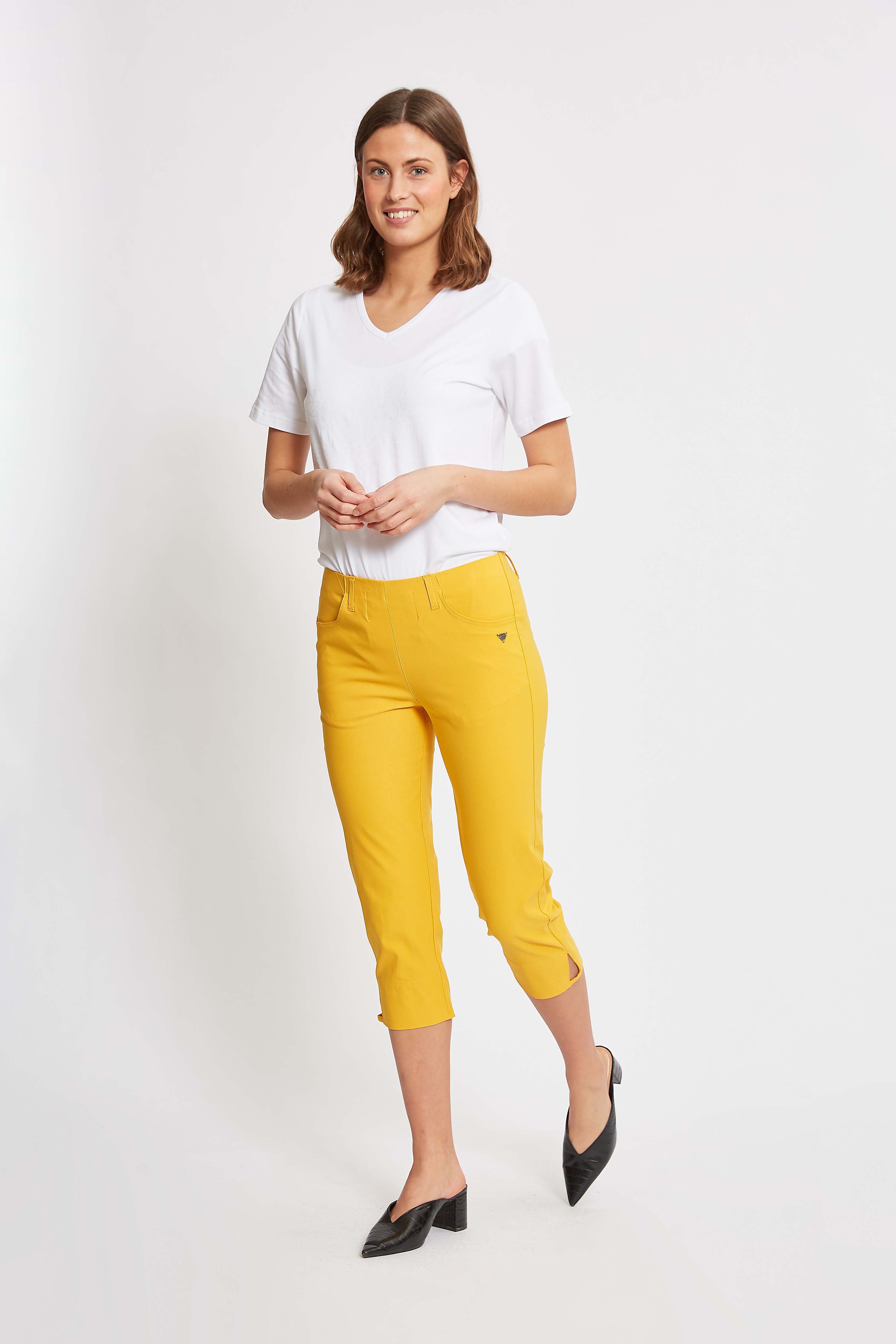 LAURIE Damen vegan Hose Anabelle Regular Capri Ml Mellow Yellow