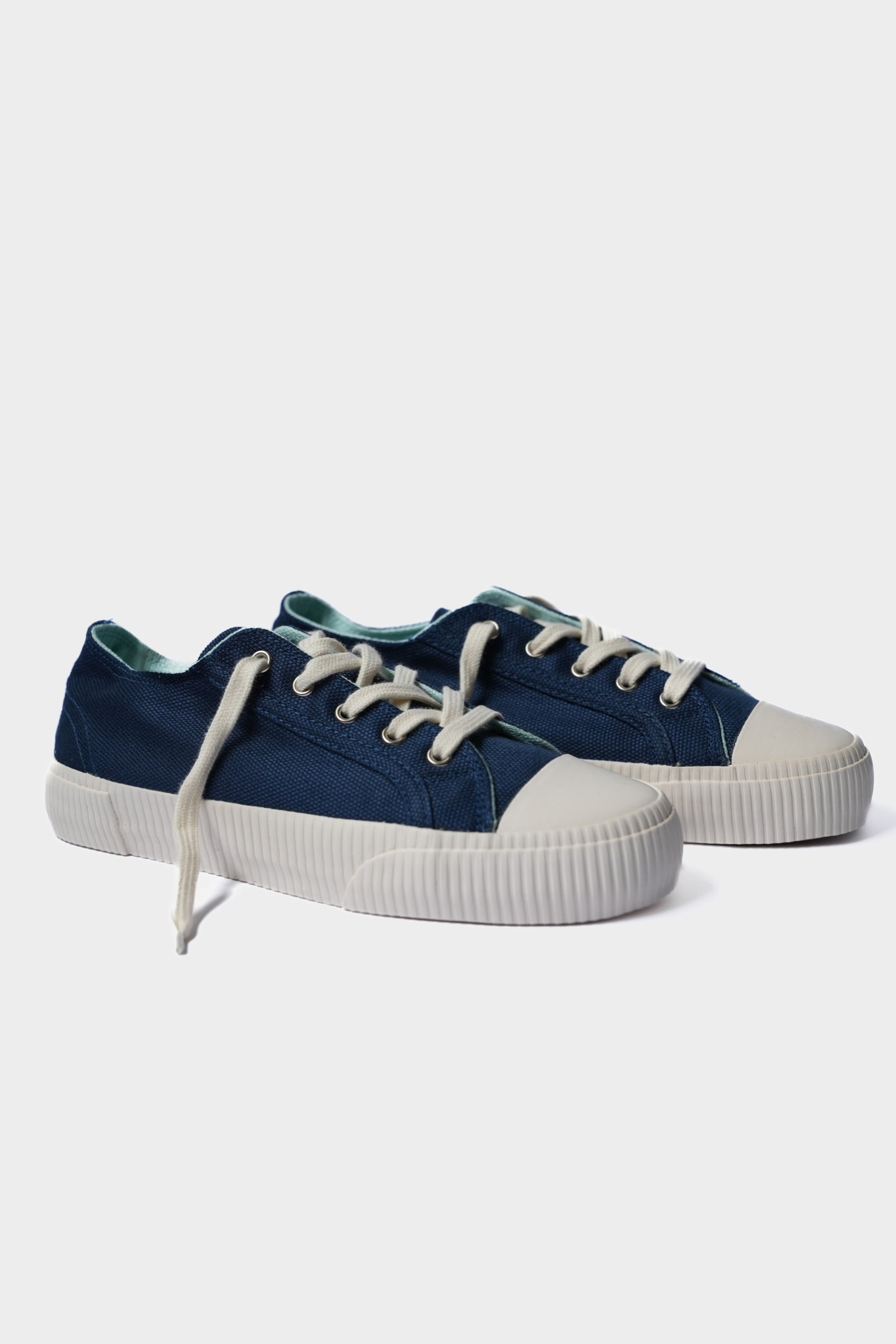 Bamburista Damen vegan Niedrig Sneaker Damen Marienkäfer Robino Thunder Blue