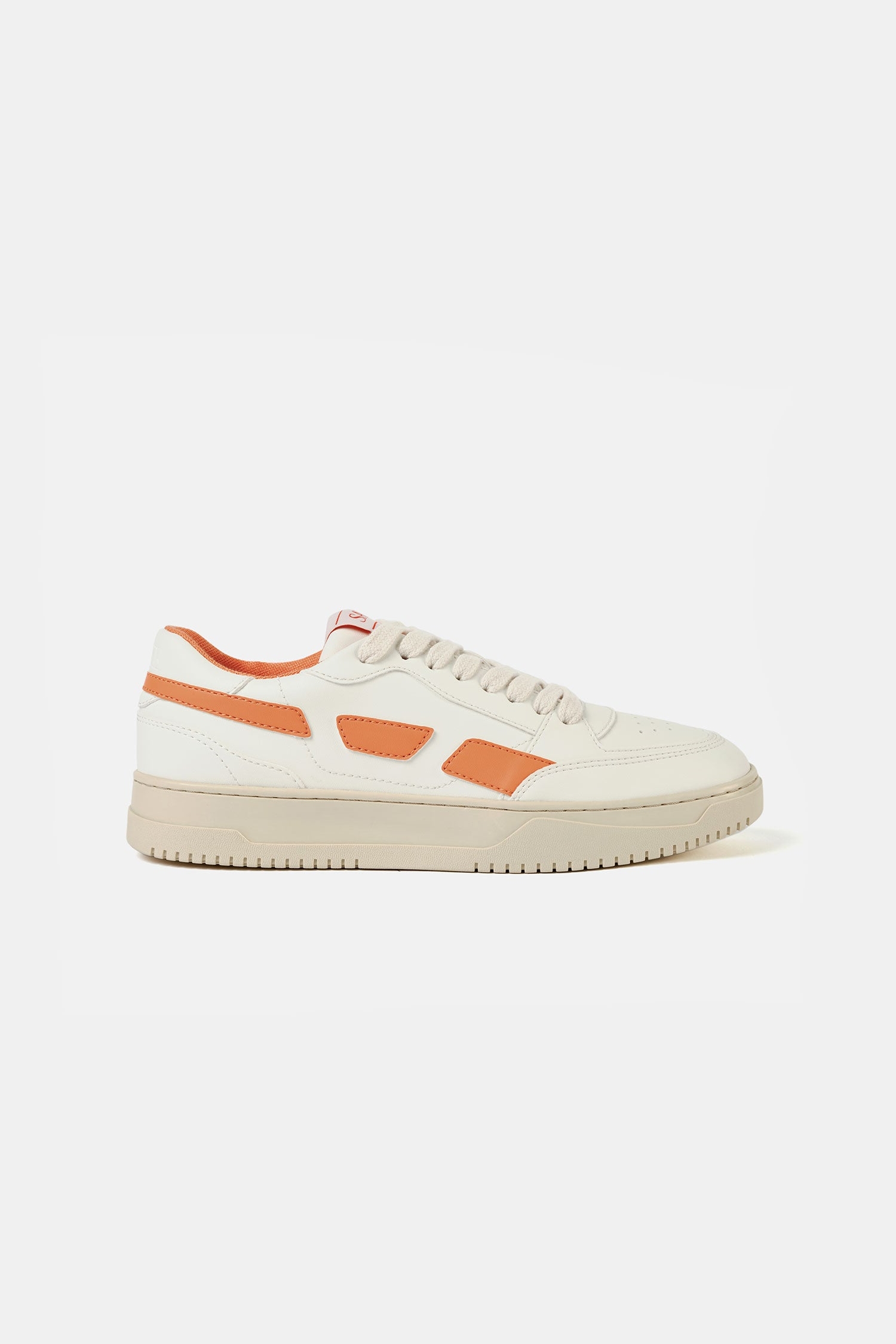 Image of SAYE mannen vegan Sneaker Modelo '82 Gember Oranje