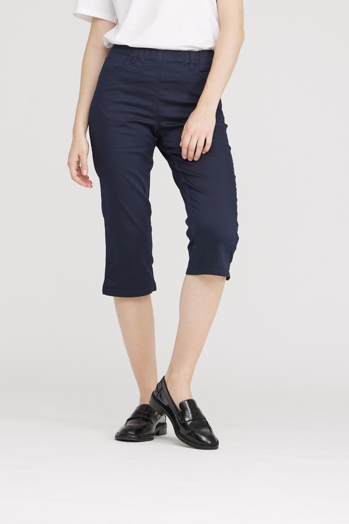 Image of LAURIE dames vegan Broek Kelly Regular Capri Sl Navy