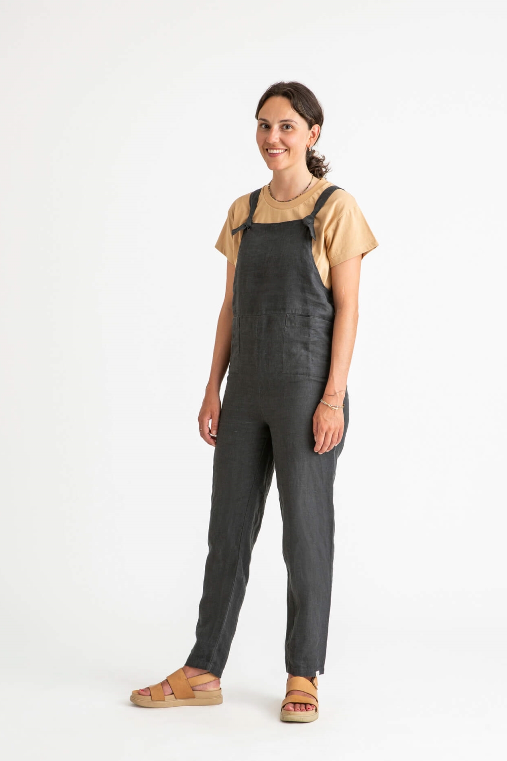 Image of MATONA dames vegan Overal Linnen Zwart