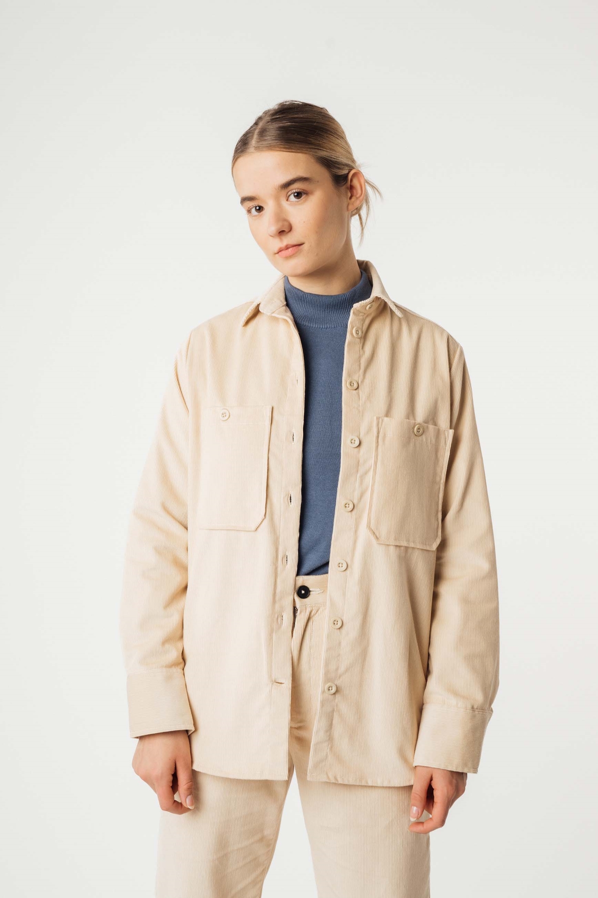 Image of MELA dames vegan Overshirt Jiya Corduroy Amandel