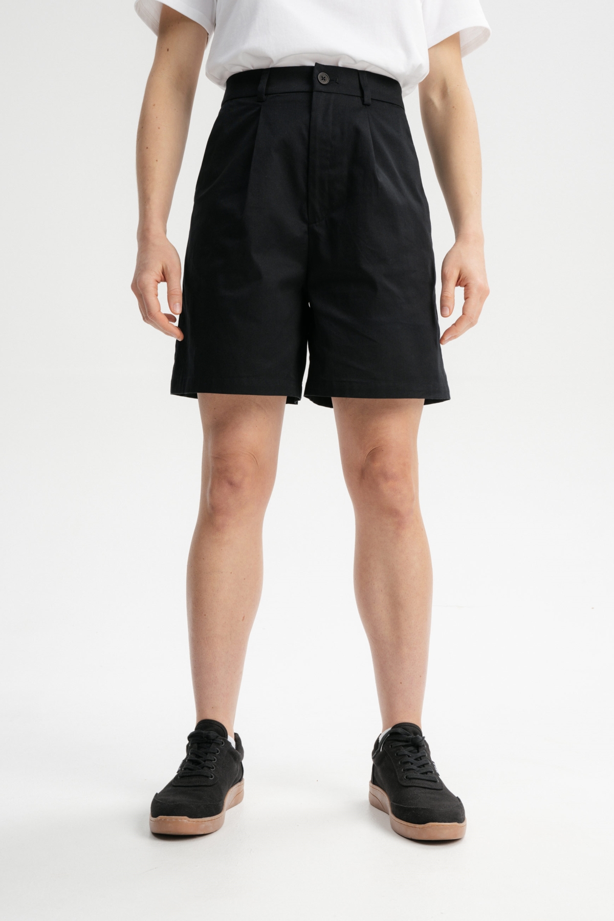 MELA Damen vegan Shorts High Waisted Sabitha Schwarz