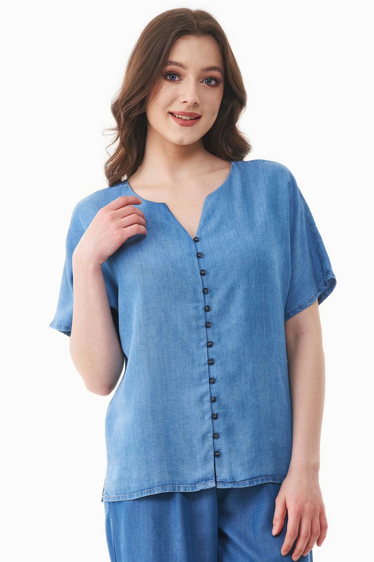 Image of ORGANICATION dames vegan Blouse A Denim Look Lichtblauw