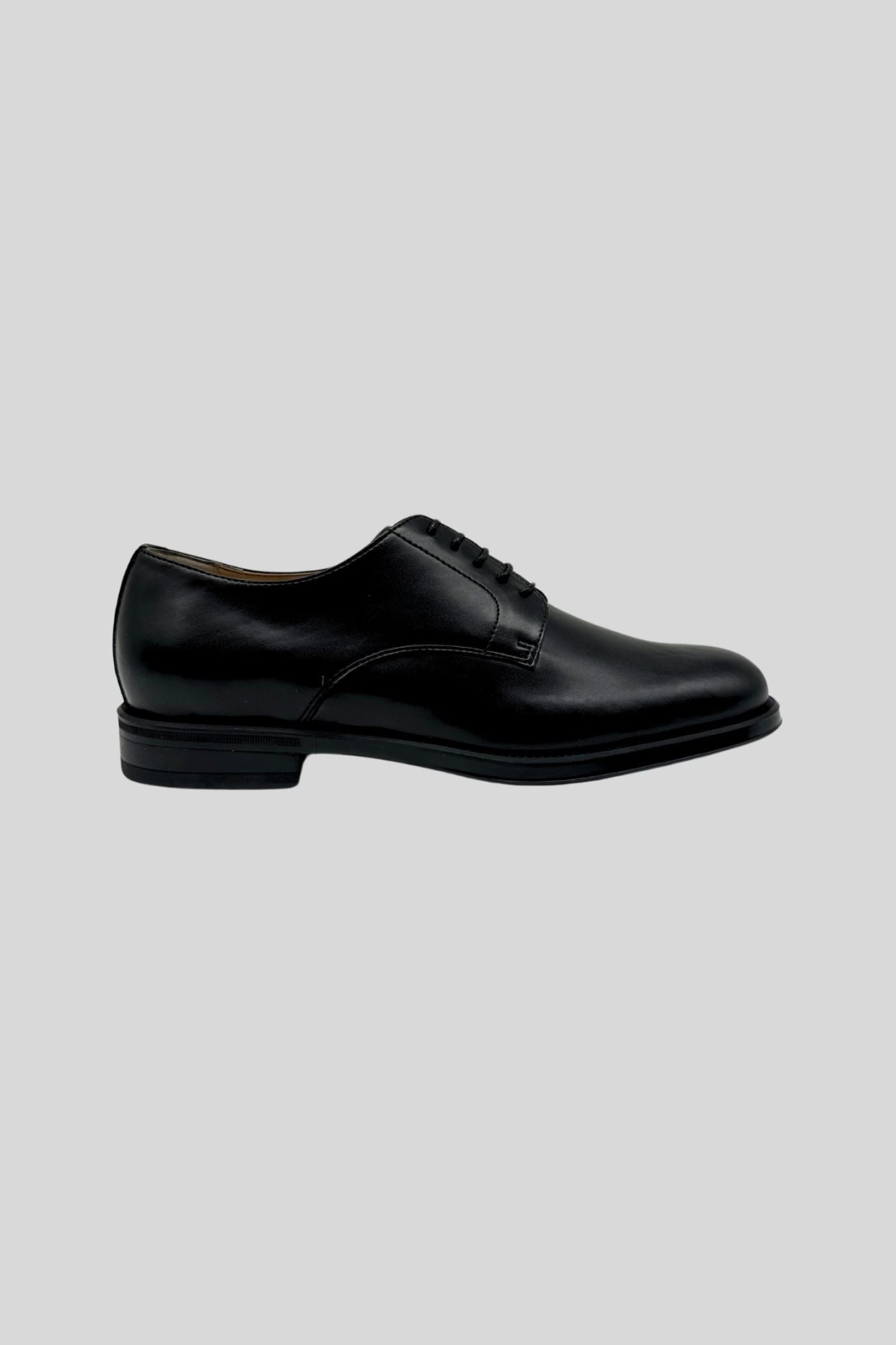 Solari Milano womens vegan Derby Shoes Black