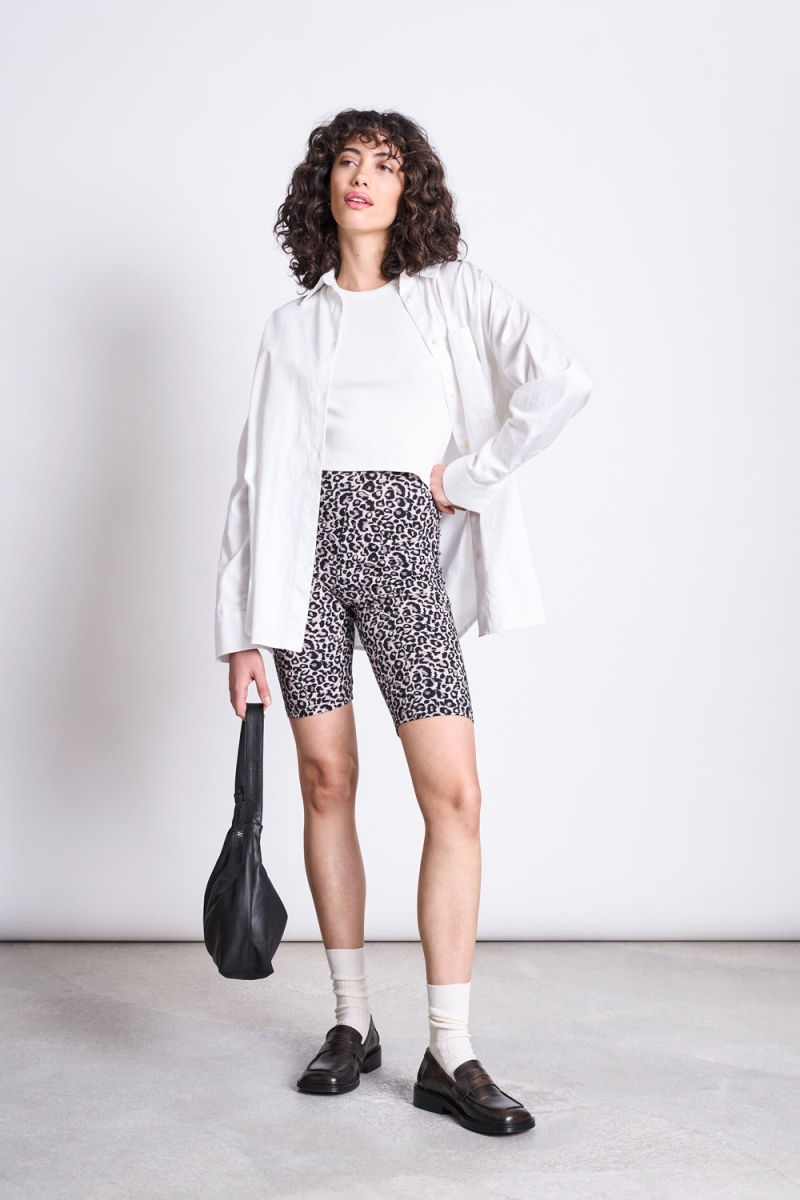 JAN 'N JUNE Damen vegan Biker Shorts Leo Druck