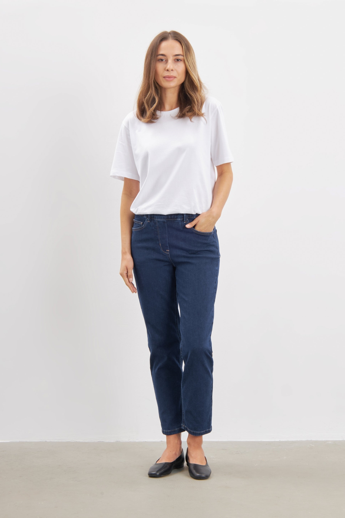 LAURIE Damen vegan Jeans Hannah Regular Extra Short LÃ¤nge Dunkelblau