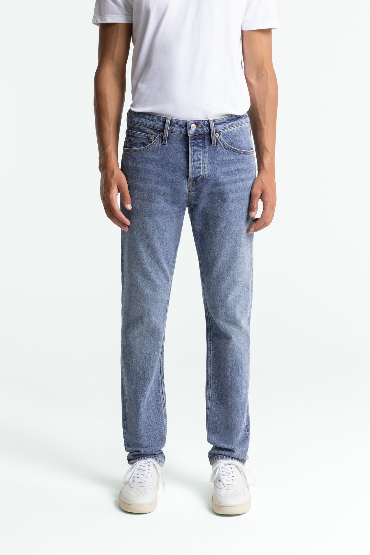 Kings Of Indigo Herren vegan Jeans Addo Xavier Blau Marmor
