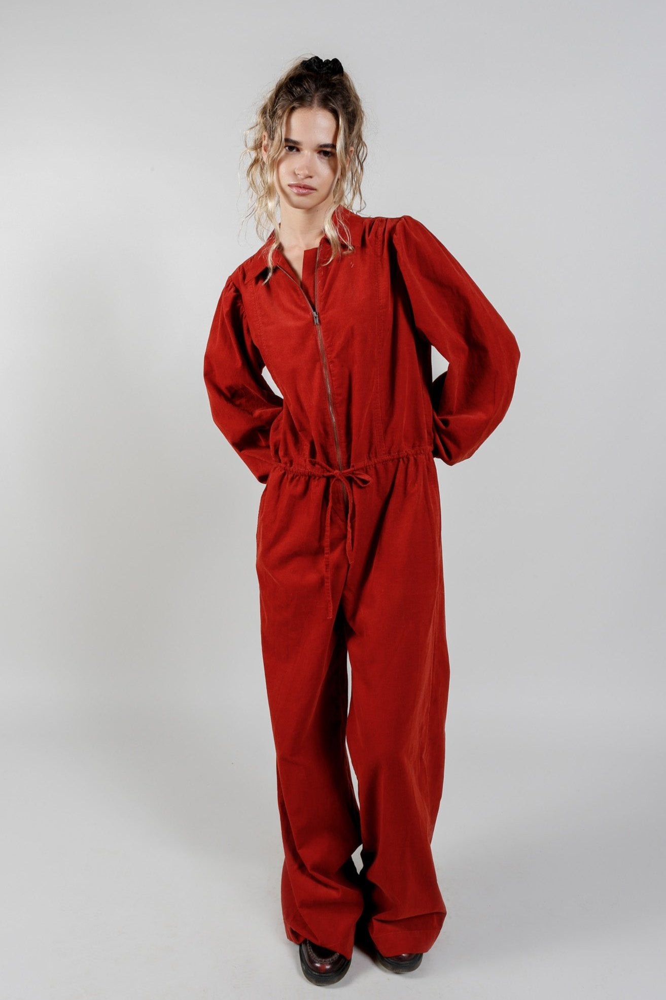 KOMODO Damen vegan Jumpsuit Corduroy Amrita Terracotta