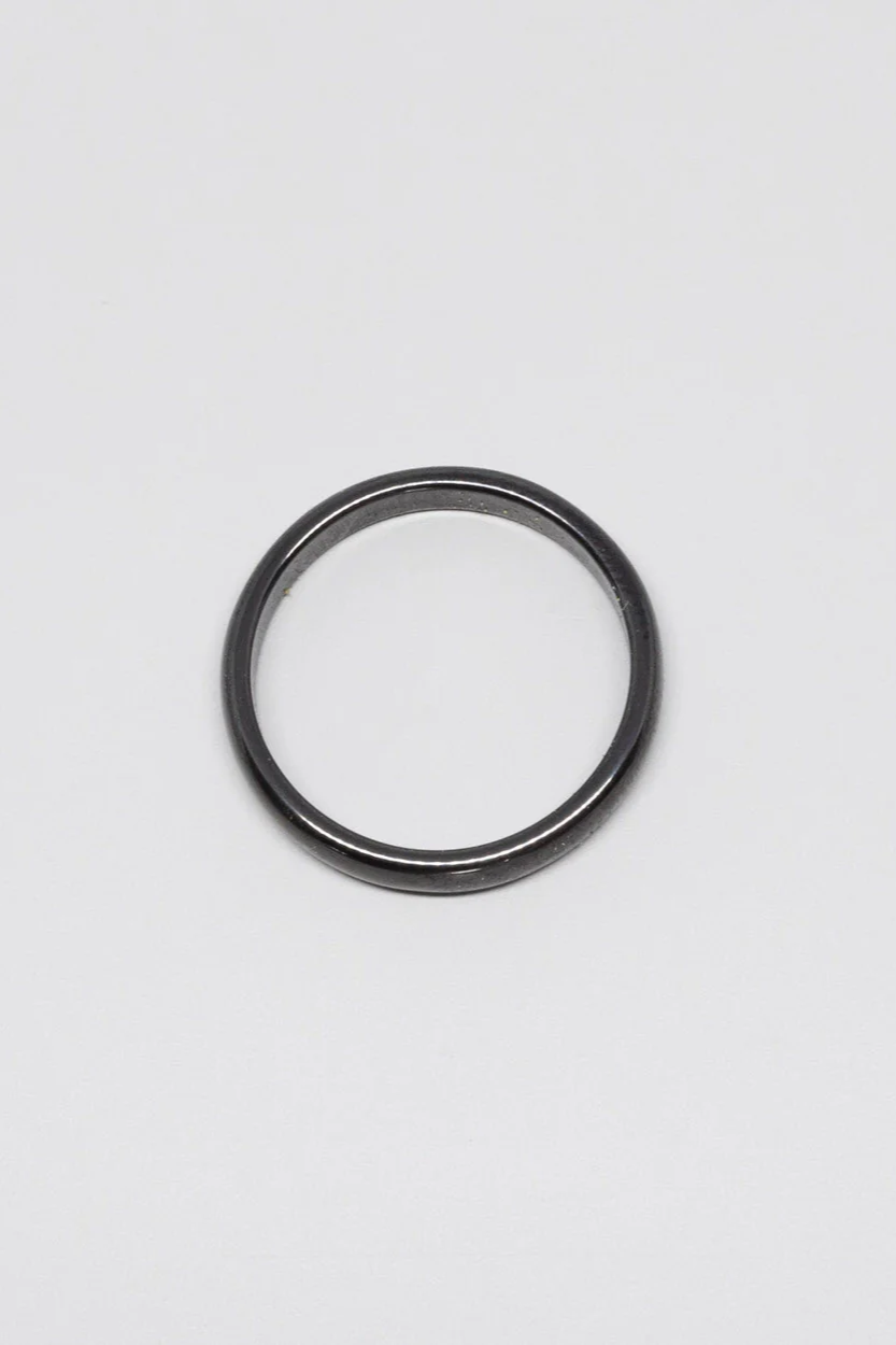 fejn womens vegan Ring Ceramic Charcoal Black