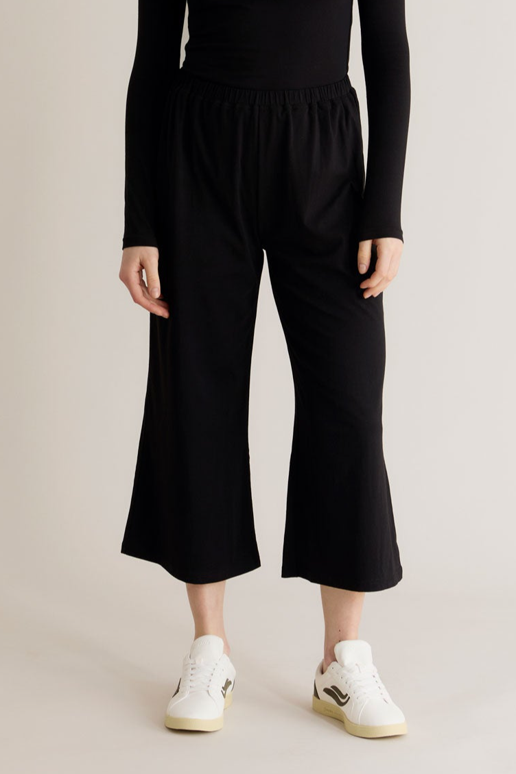 Image of KOMODO dames vegan Loungebroek Diana Zwart