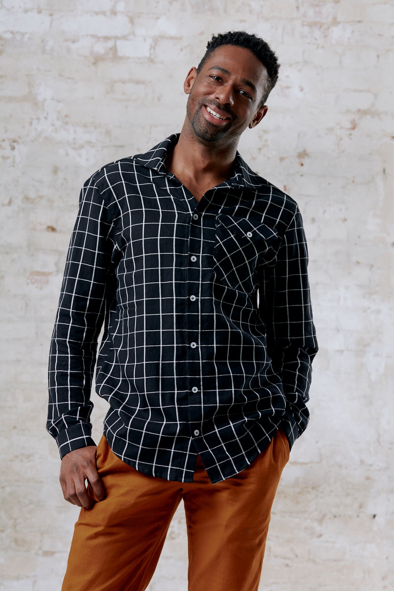 Jyoti Fair Works Herren vegan Baumwoll Hemd Jwala Karo