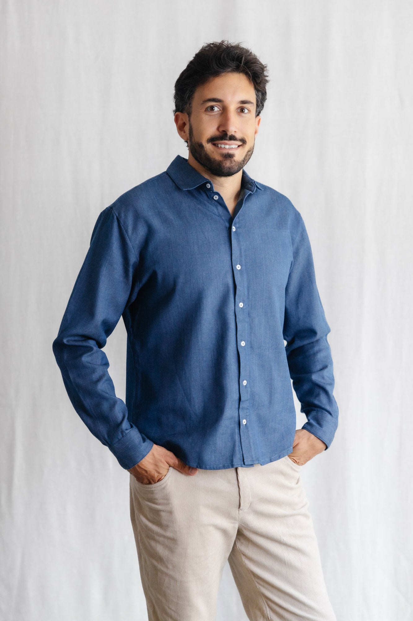 Jyoti Fair Works Herren vegan Hemd Nakshita Denim Blau