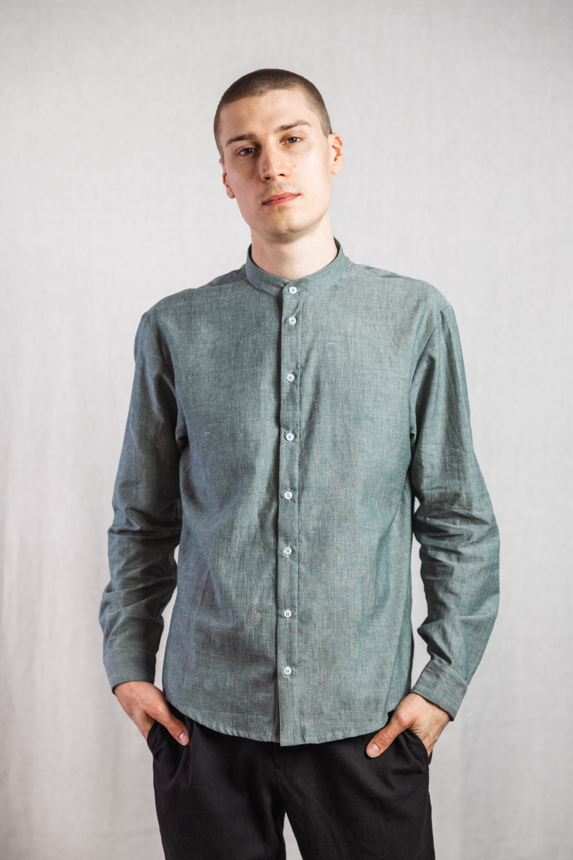 Image of Jyoti Fair Works mannen vegan Shirt Harish Eucalyptus
