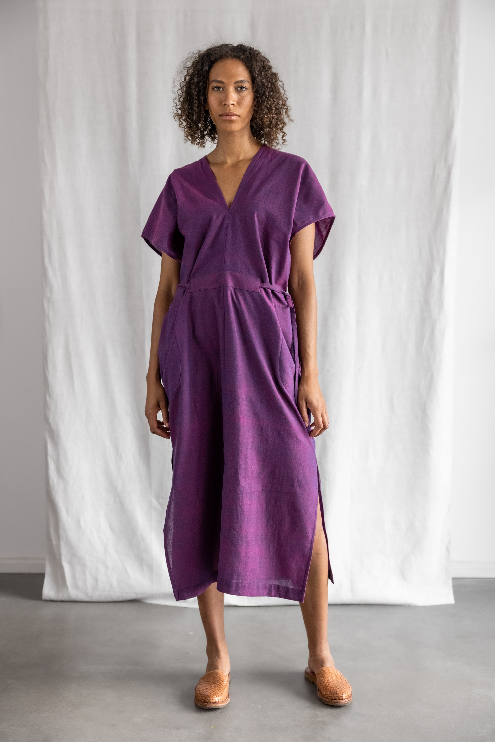 Jyoti Fair Works Damen vegan Kaftankleid Rishi Brombeere Lila