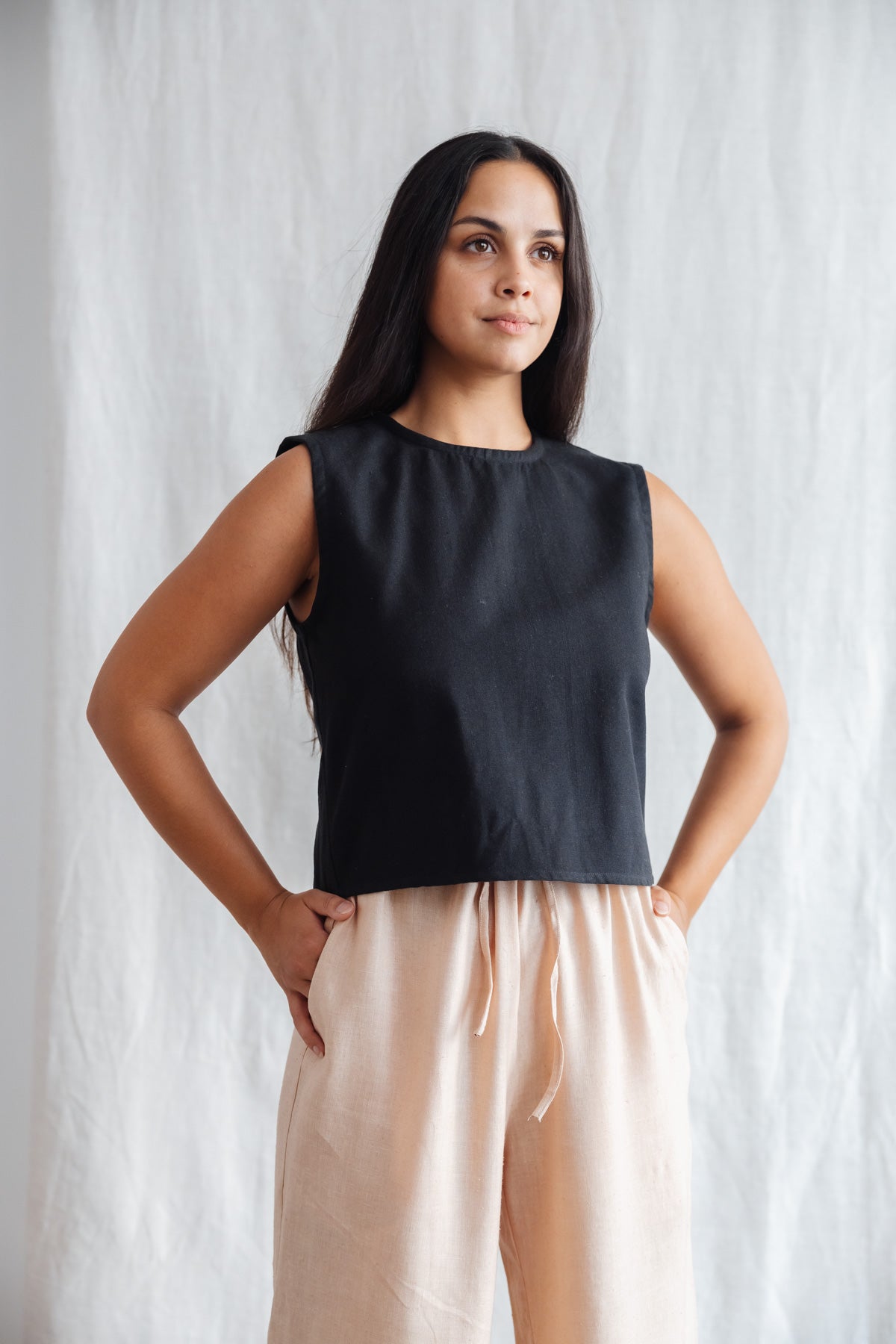 Image of Jyoti Fair Works dames vegan Top Arman Zwart