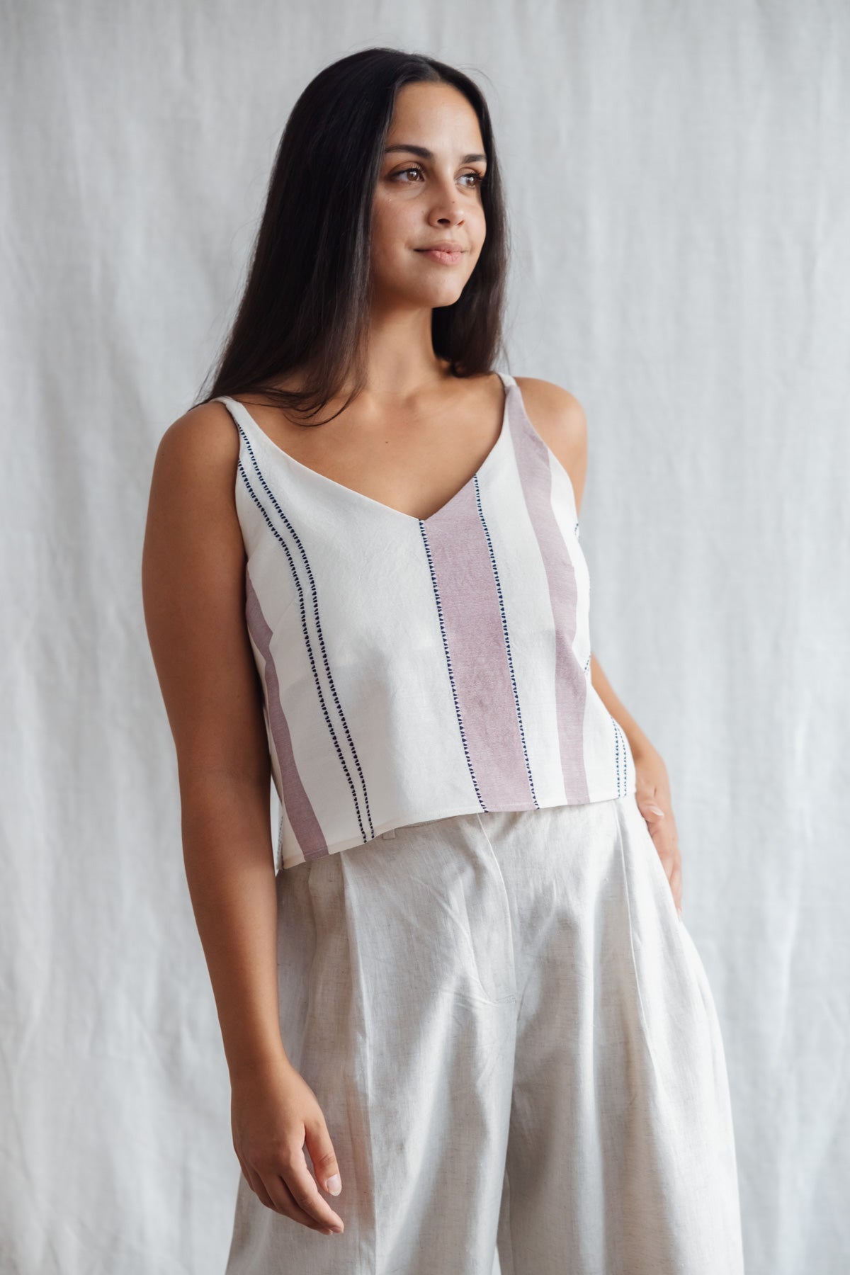 Image of Jyoti Fair Works dames vegan Crop Top Iya Weave Patroon Oud Roze