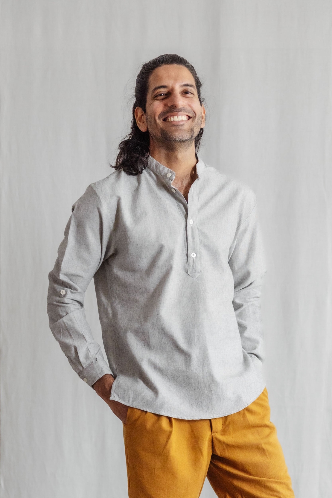 Jyoti Fair Works Herren vegan Tunika Tanu Hellgrau