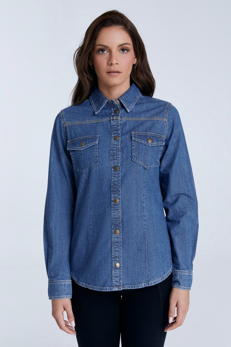 Image of Evermind dames vegan Shirt Denim Kristalblauw