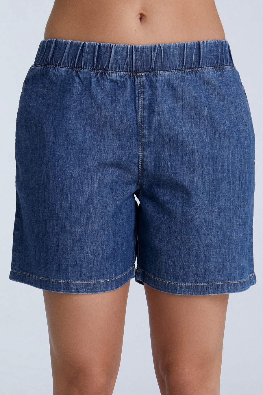 Evermind Damen vegan Shorts Denim Crystal Blue