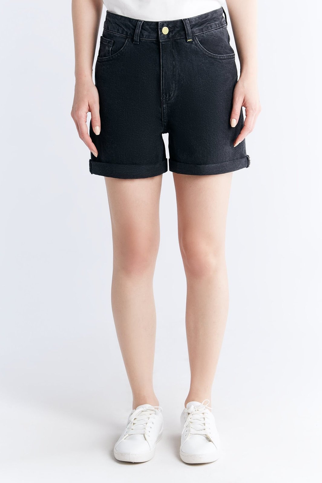 Evermind womens vegan Mom Shorts Carbon Gray