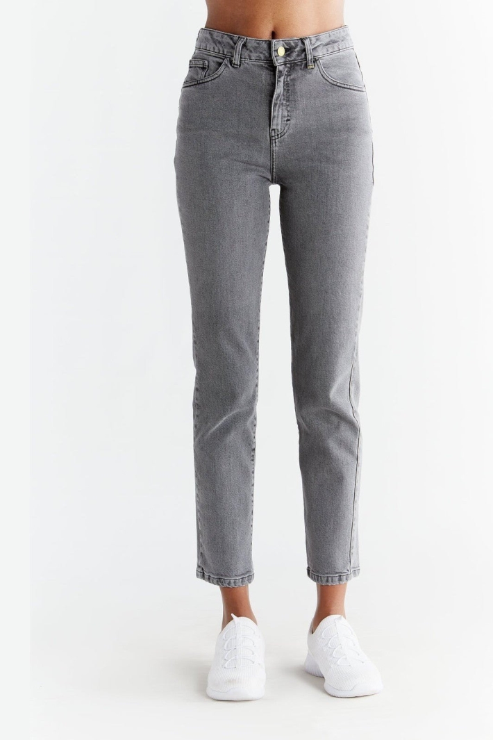 Evermind Damen vegan Jeans Regular Fit Iron Gray