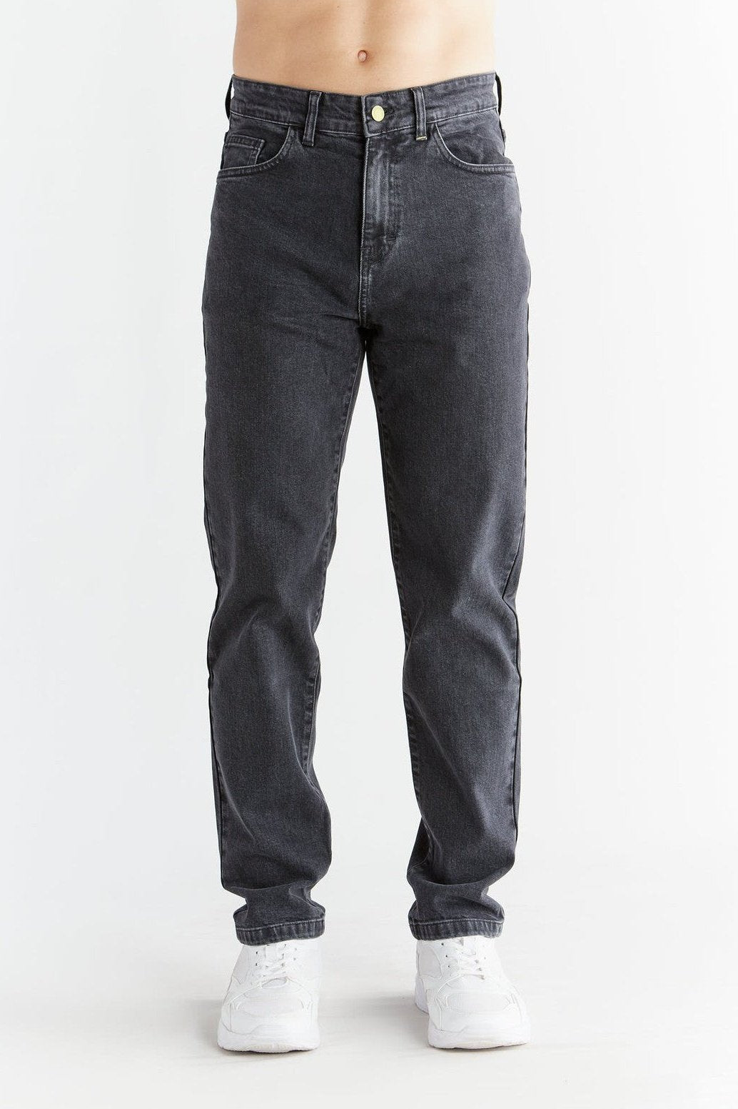 Evermind Herren vegan Jeans Straight Fit Carbon Gray