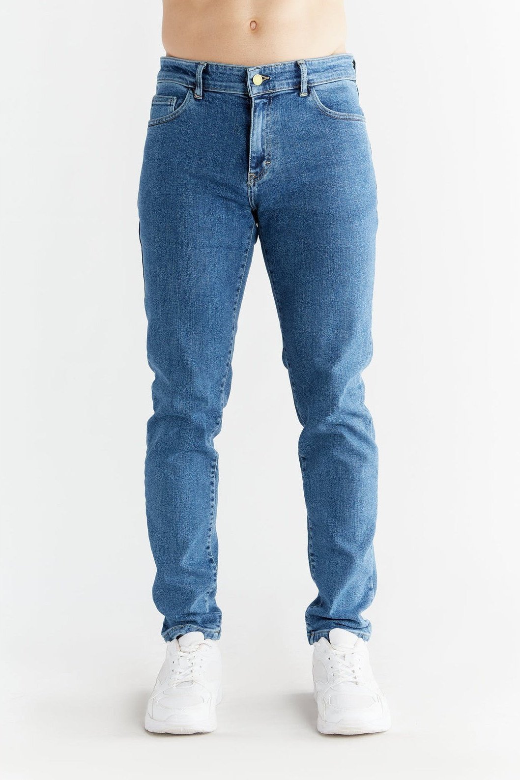 Evermind Herren vegan Jeans Slim Fit Day Himmelblau