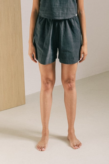 The View Yoga Damen vegan Shorts Teya Schwarz