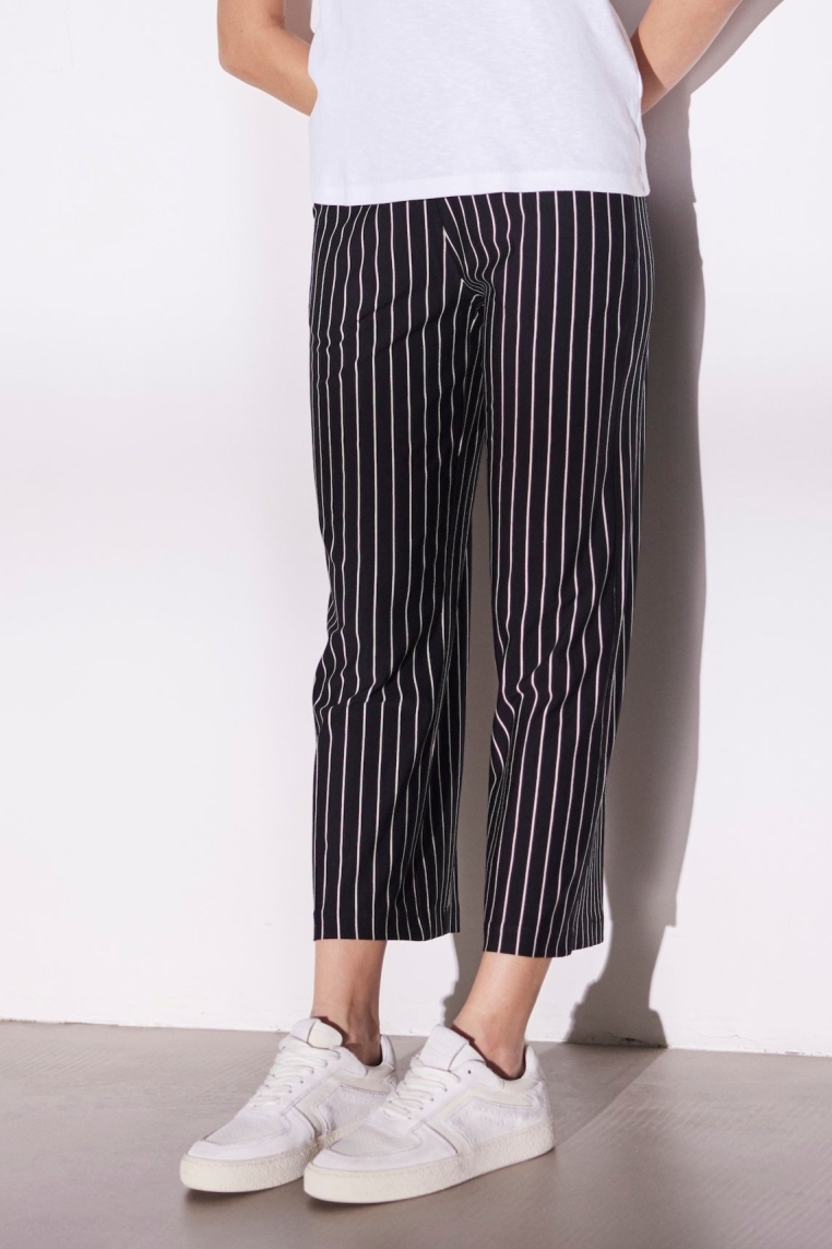 LAURIE Damen vegan Lose Hose Crop Jersey Donna Schwarzer Streifen
