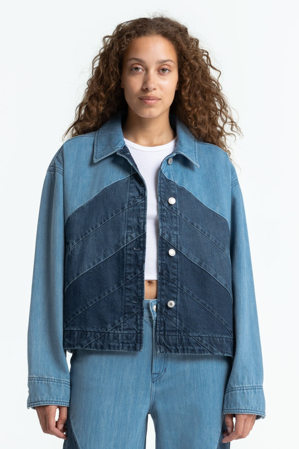 Kings of Indigo Damen vegan Jacke Birgitte Paneling Blau