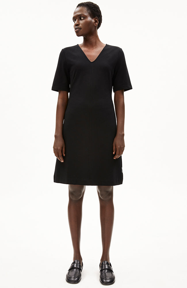 ARMEDANGELS Damen vegan Kleid Lesjaa Schwarz