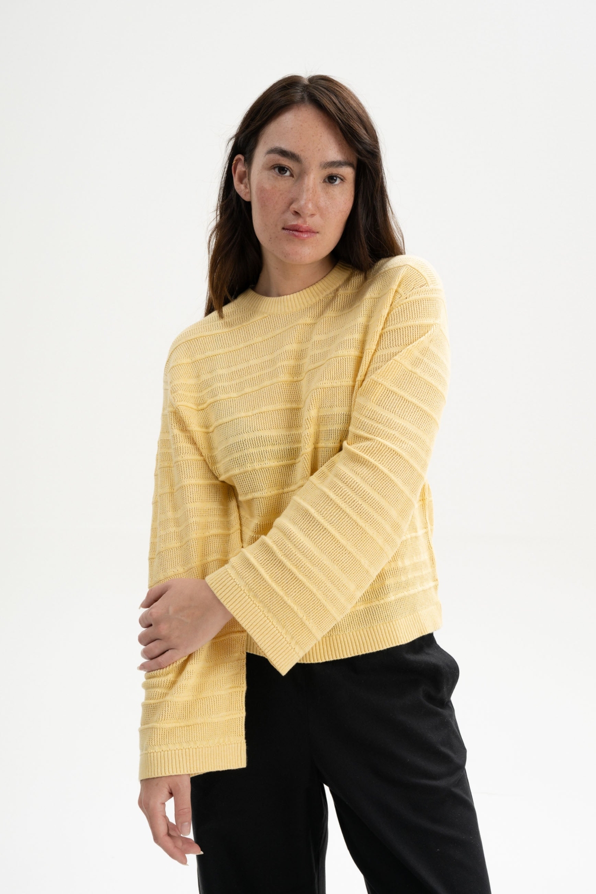 MELA Damen vegan Strickpullover Textured Jalidi Buttercup nge Gelb