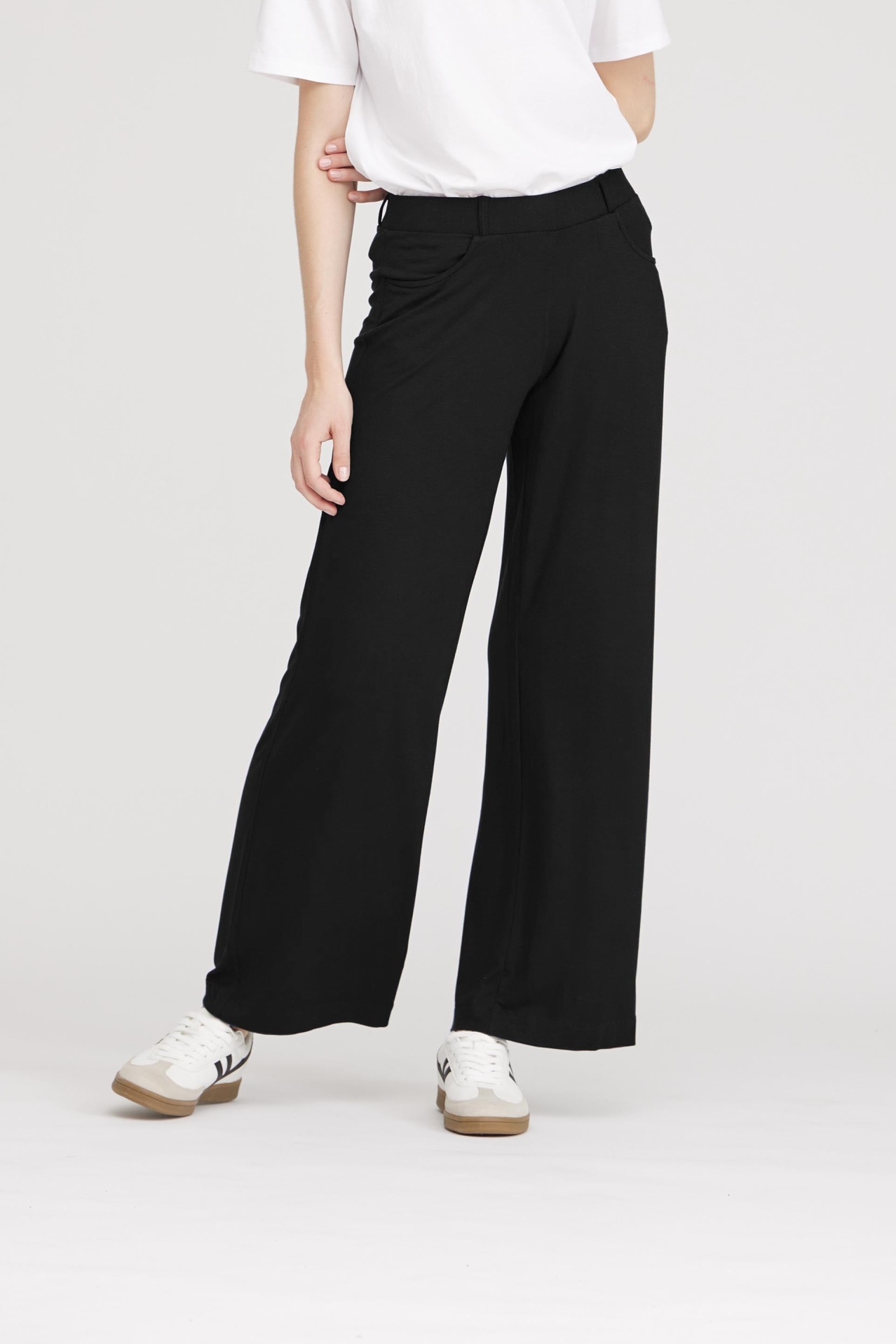 LAURIE Damen vegan Hose Donna Loose Jersey Sl Schwarz