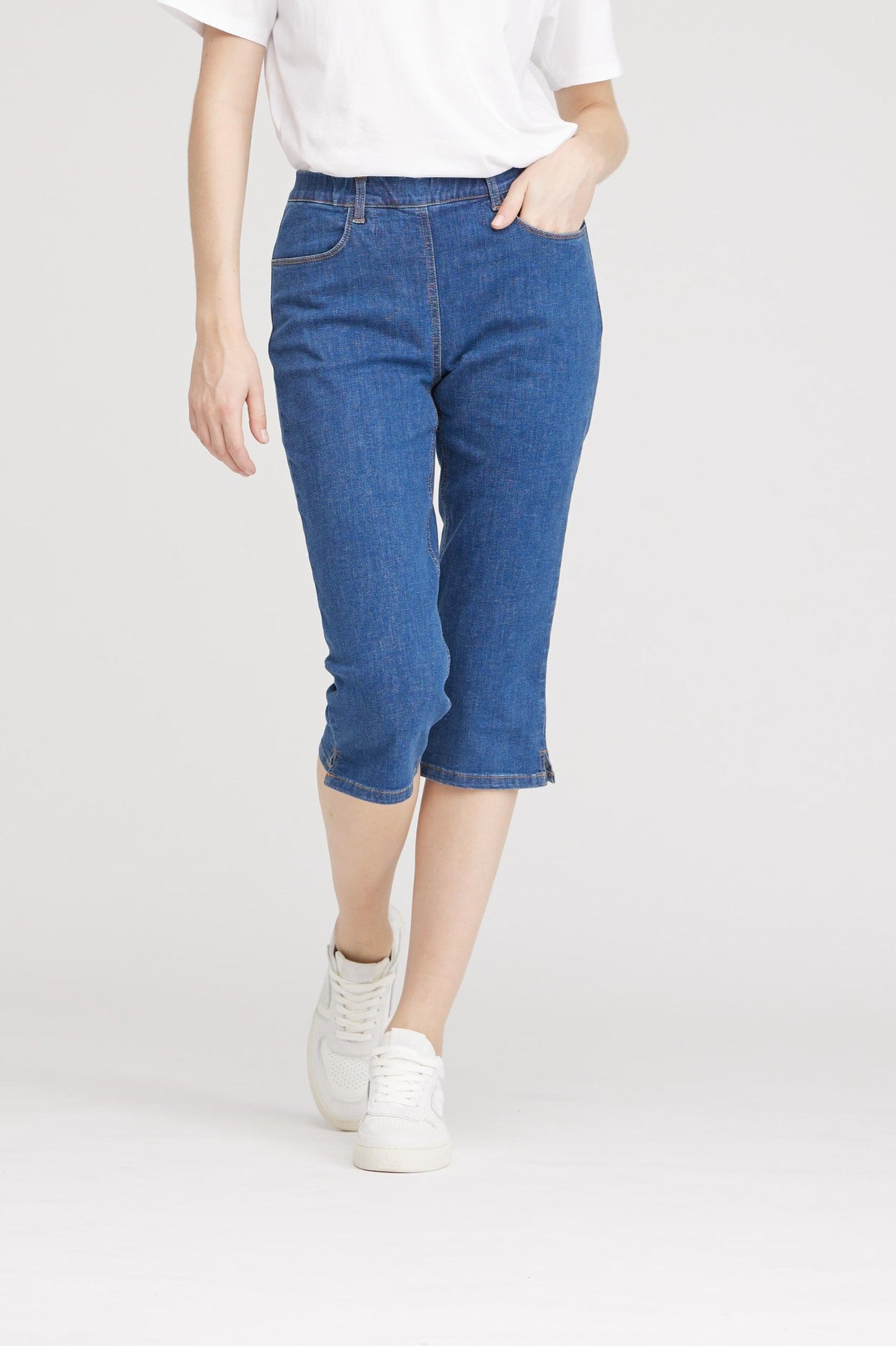 LAURIE Damen vegan Jeans Kelly Regular Capri Sl Blau Denim