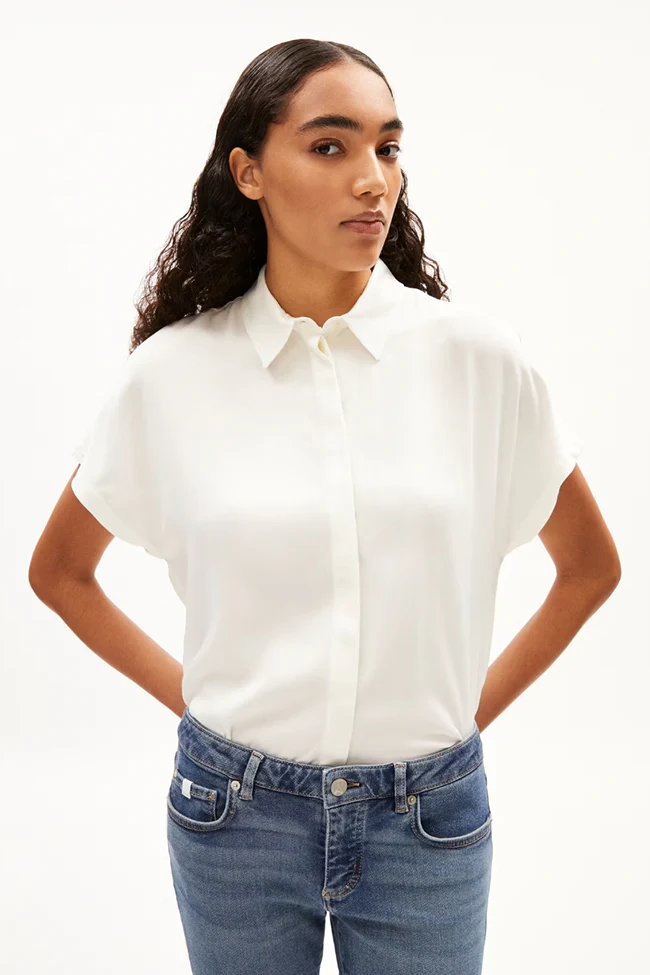 ARMEDANGELS Damen vegan Hemd Larisaana Weiß