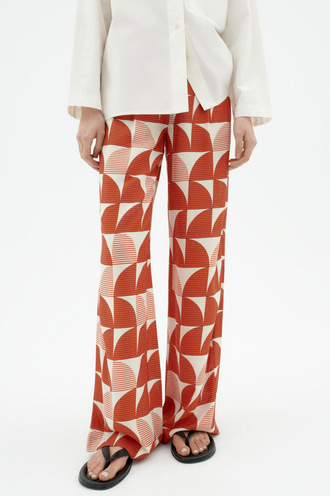 Thinking MU womens vegan Trousers Manolita Shrubbery Red