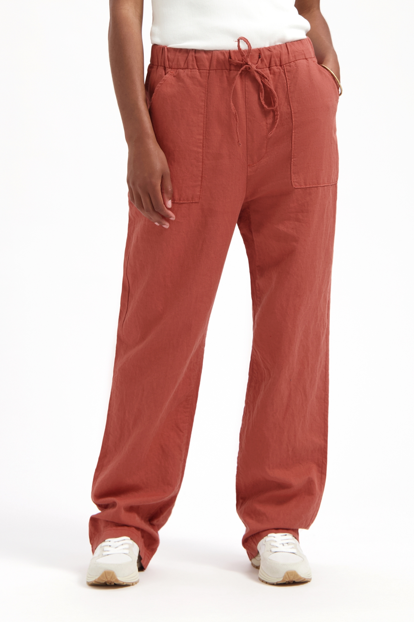 Kuyichi Damen vegan Hose Elin Hellrot