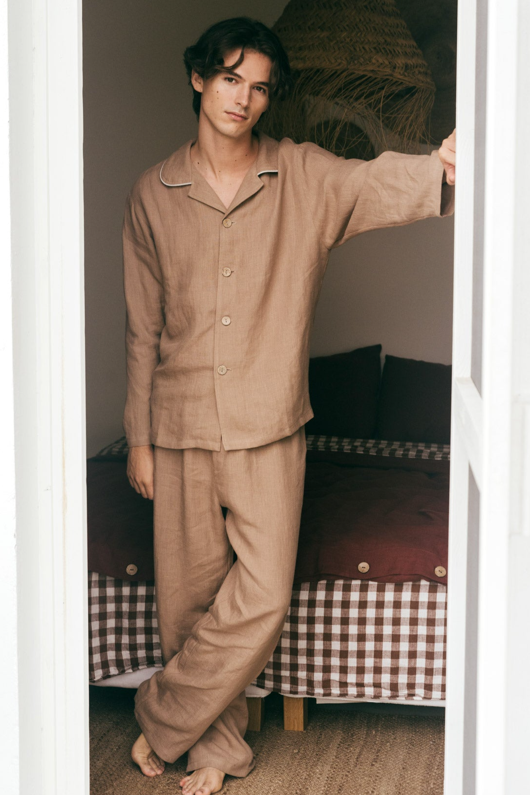 AmourLinen Herren vegan Set Pyjama Klassisch Harry Rosig Braun