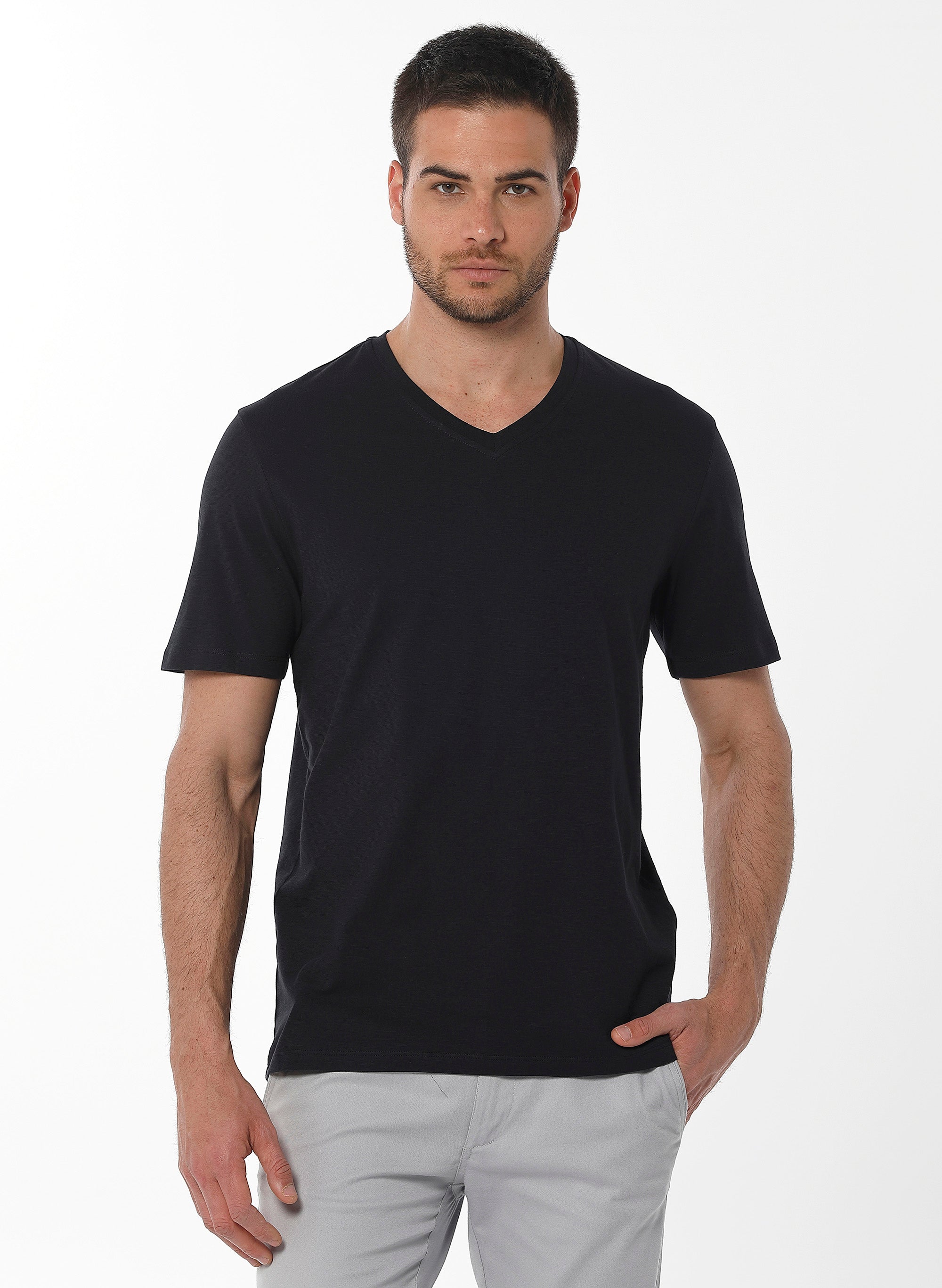 ORGANICATION Basic T-Shirt V-Neck Black
