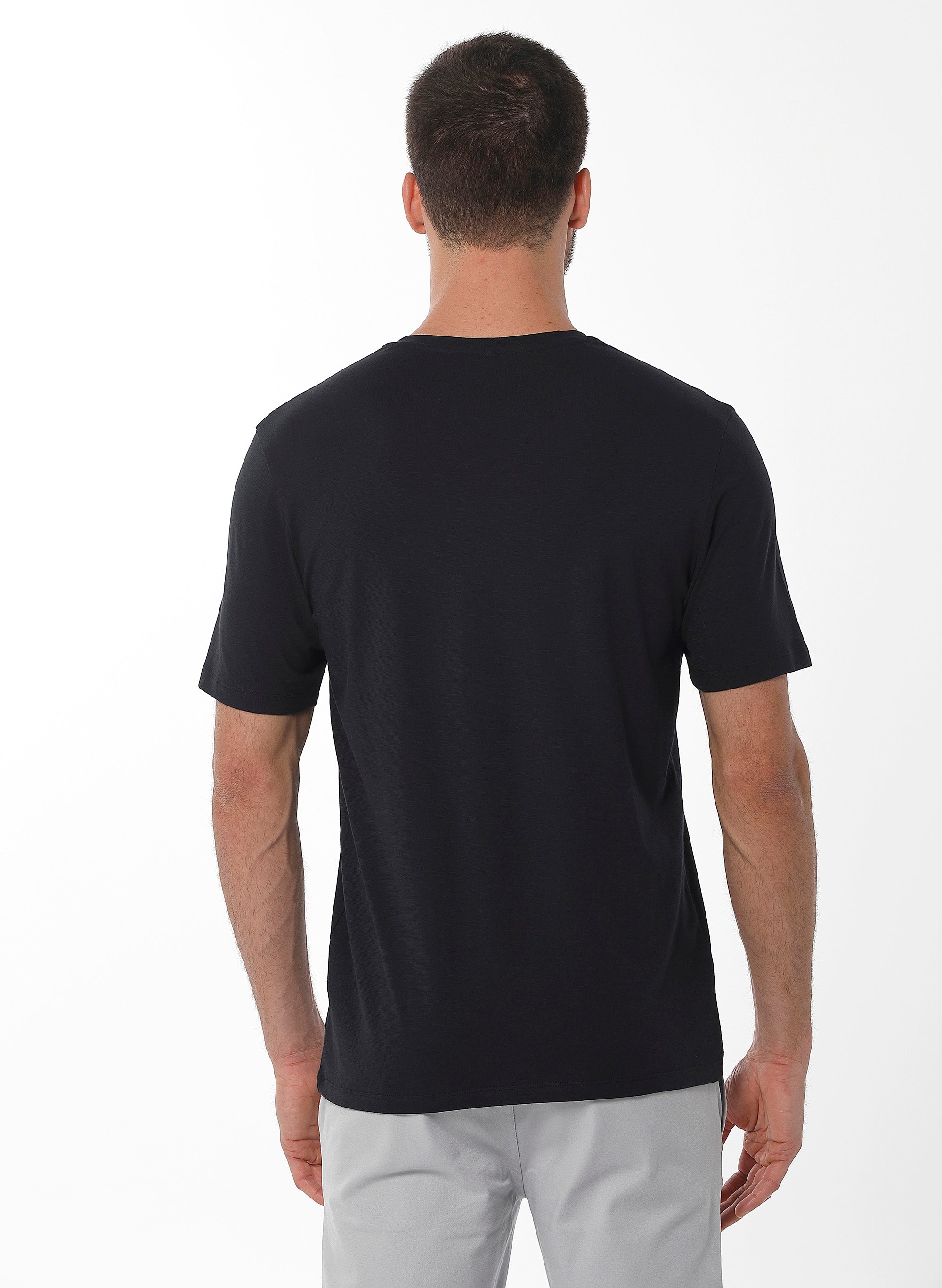 ORGANICATION Basic T-Shirt V-Neck Black