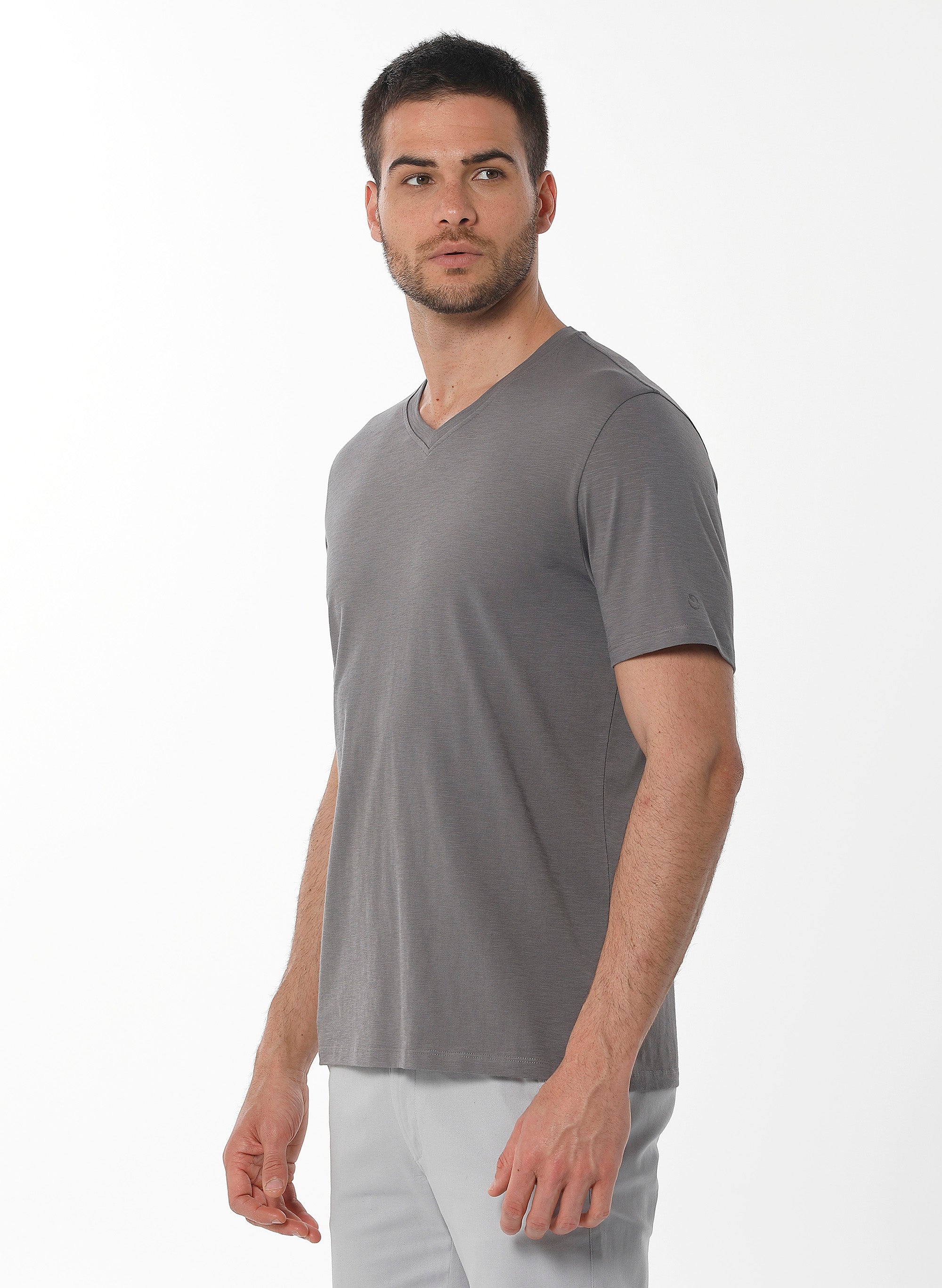 ORGANICATION Basic T-Shirt V-Neck Shadow