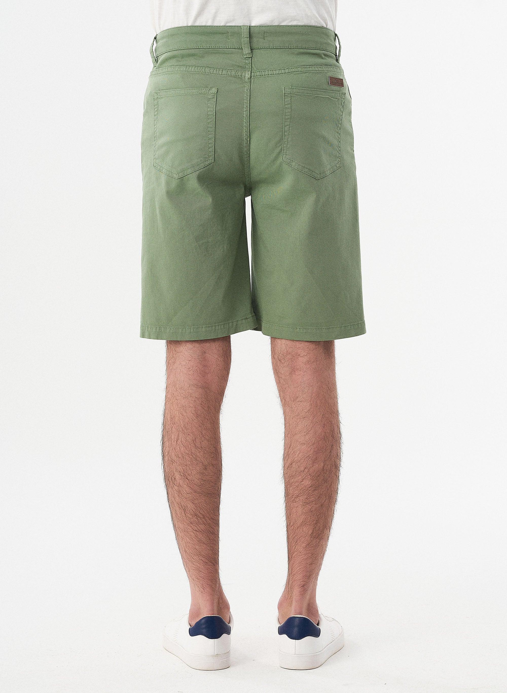 ORGANICATION Five-Pocket Shorts Green