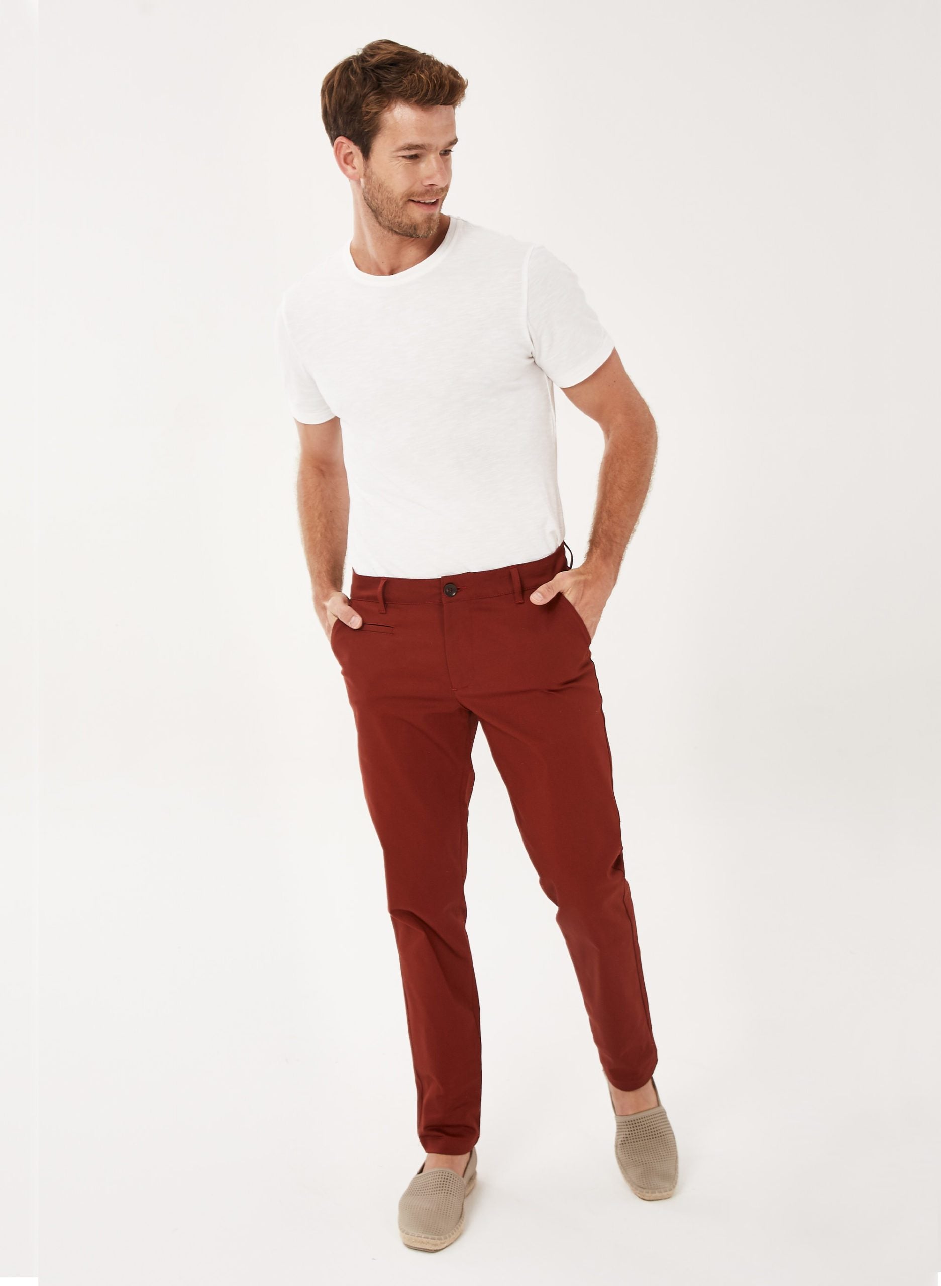 61155 - Herren vegan Chino Hose Bruin