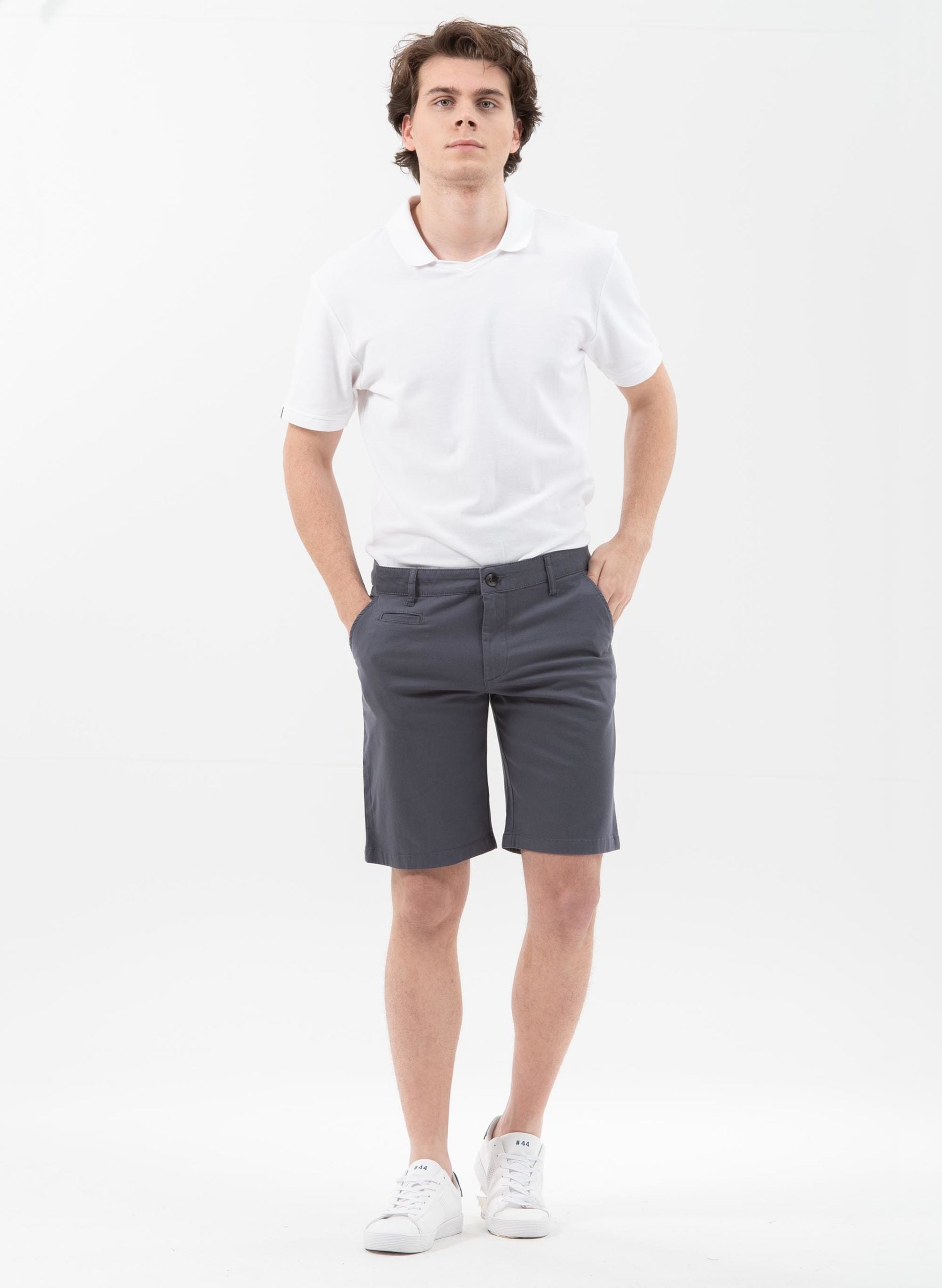 ORGANICATION Chino Shorts Dark Grey