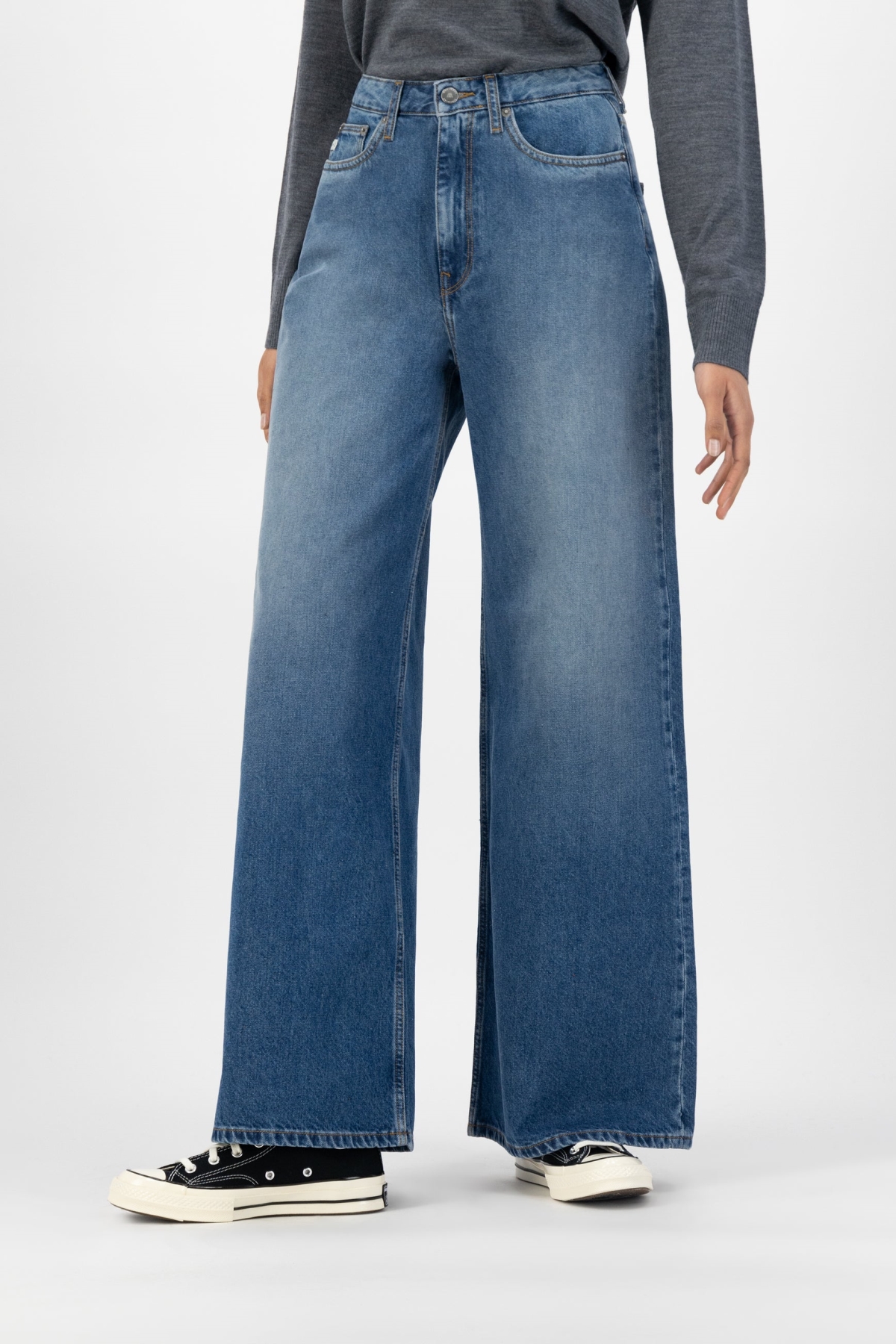 MUD Jeans dames vegan Wyde Sara Jeans Medium Stone Blauw product