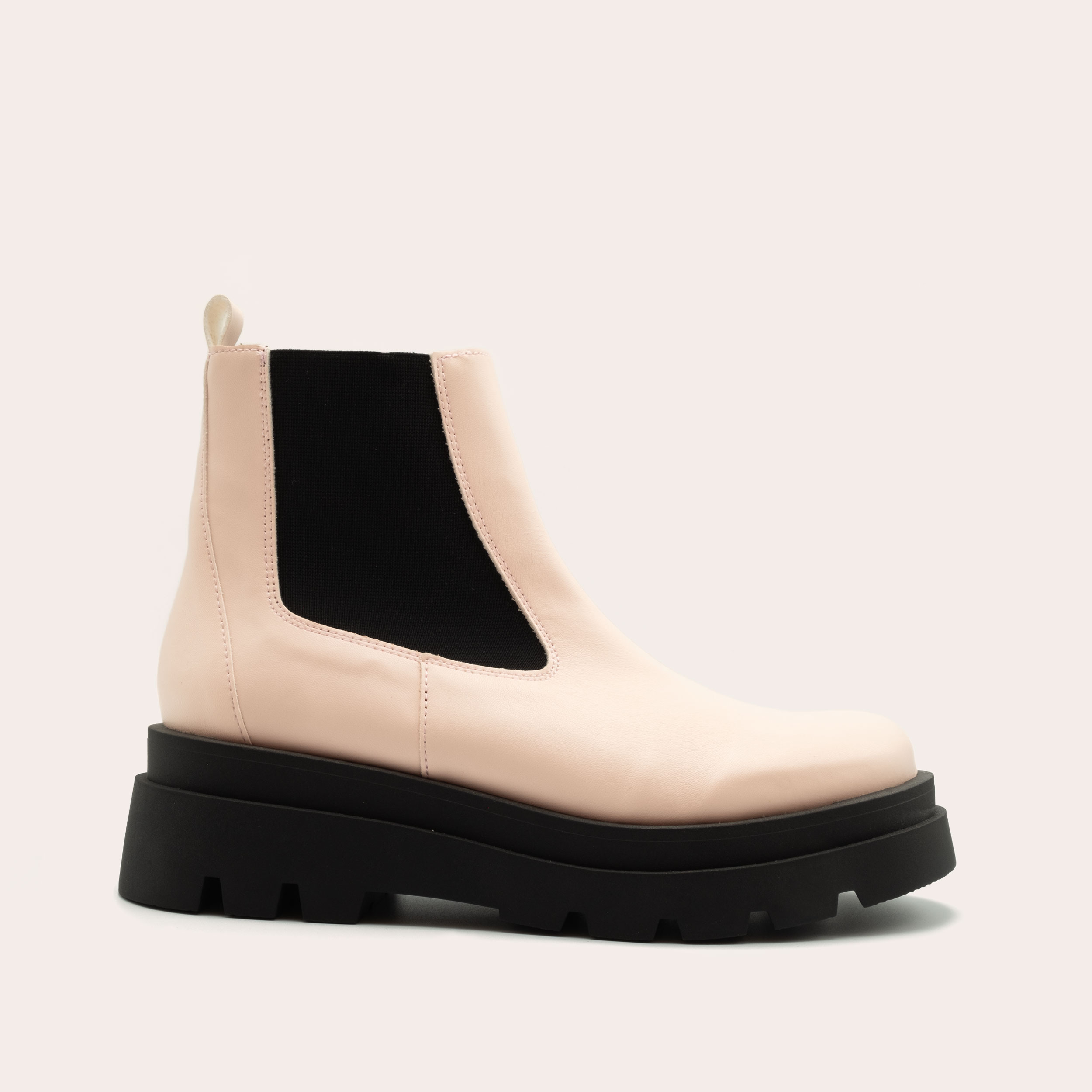RarÃ¡muri womens vegan Chelsea Boots Noa Rose