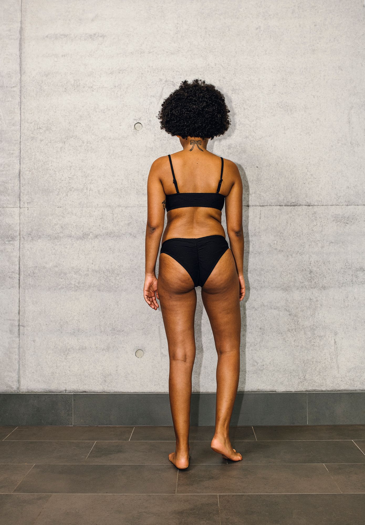 LOVJOI Bikini Slip Aminata Zwart Gestructureerd