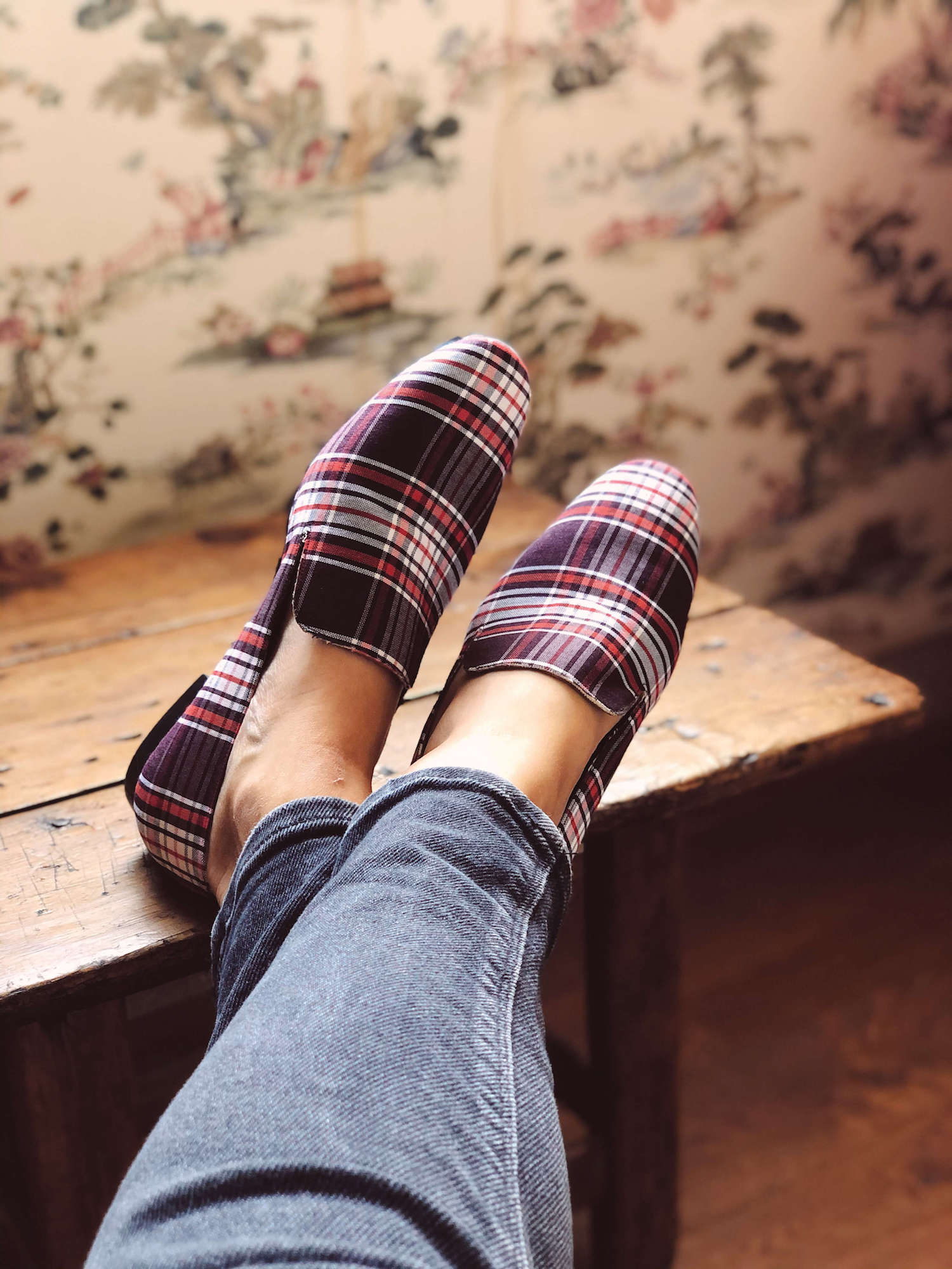 Momoc womens vegan Loafers Mantelata Rouge